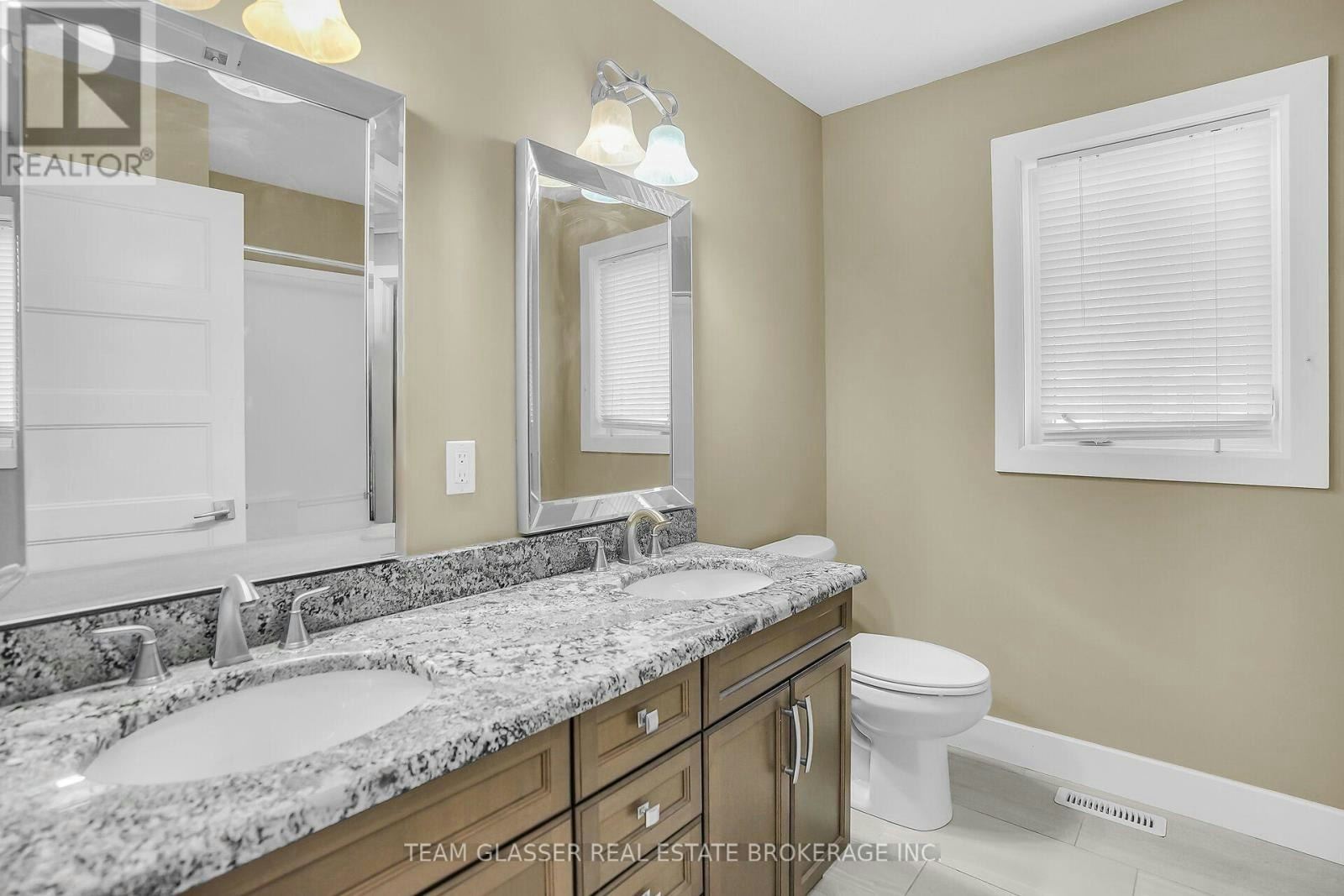 2407 Red Thorne Avenue, London, ON, N6P 0E7 - 30
