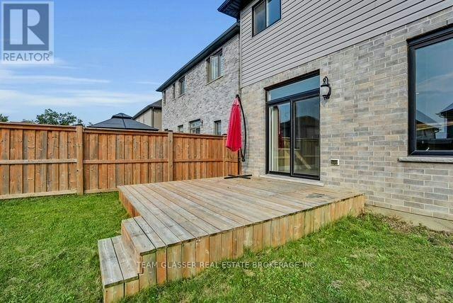 2407 Red Thorne Avenue, London, ON, N6P 0E7 - 37