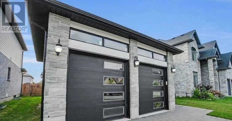 2407 Red Thorne Avenue, London, ON, N6P 0E7 - 2