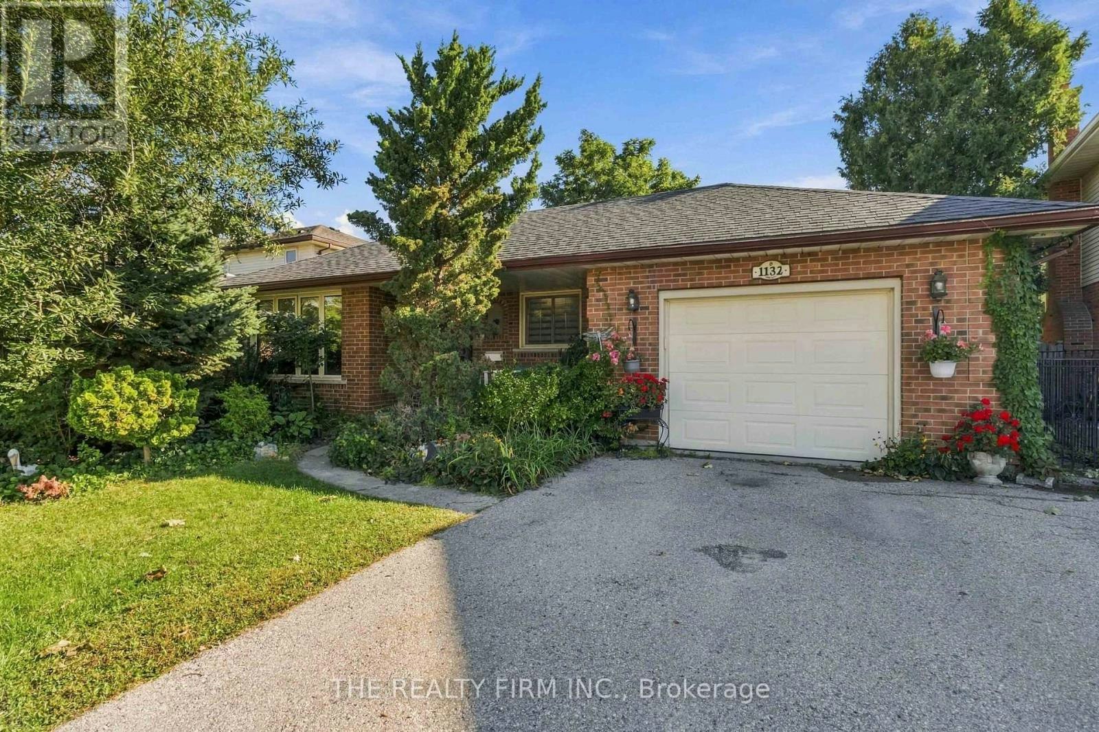 1132 Iroquois Crescent, Woodstock, ON, N4T 1C3