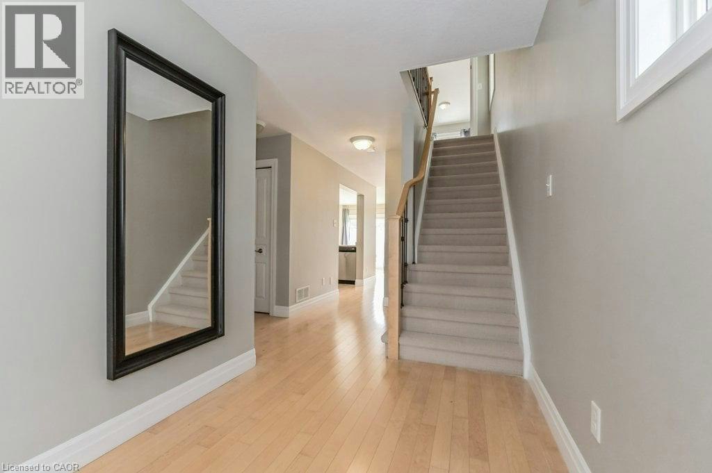 45 Rockcliffe Drive, Kitchener, ON, N2R 1W5 - 5