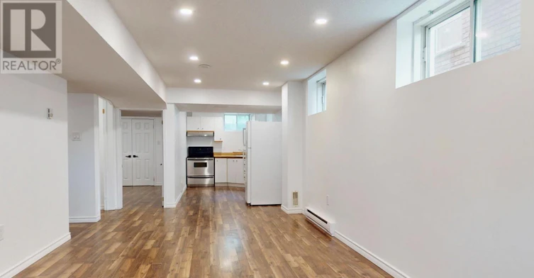 21 Crompton Drive, Barrie, ON, L4M 6N1 - 7