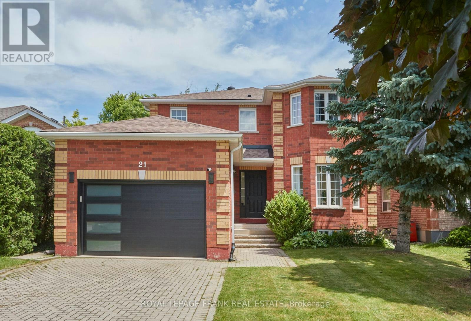 21 Crompton Drive, Barrie, ON, L4M 6N1 - 3