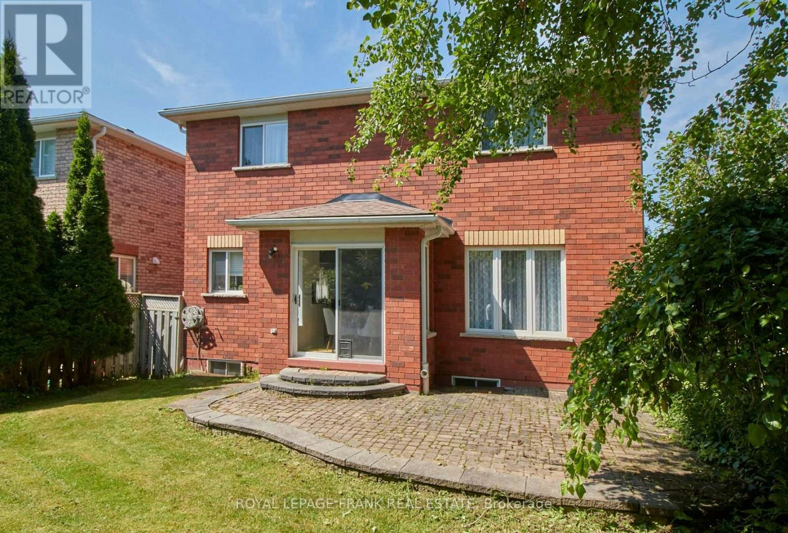 21 Crompton Drive, Barrie, ON, L4M 6N1 - 11
