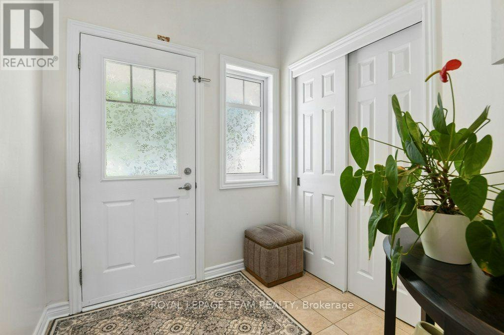 303 Balinroan Crescent, Ottawa, ON, K2J 3T7 - 3