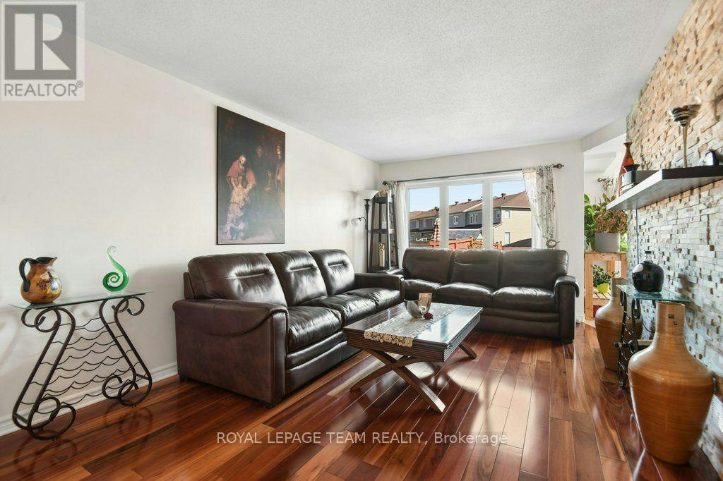 303 Balinroan Crescent, Ottawa, ON, K2J 3T7 - 7
