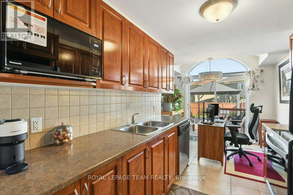 303 Balinroan Crescent, Ottawa, ON, K2J 3T7 - 11