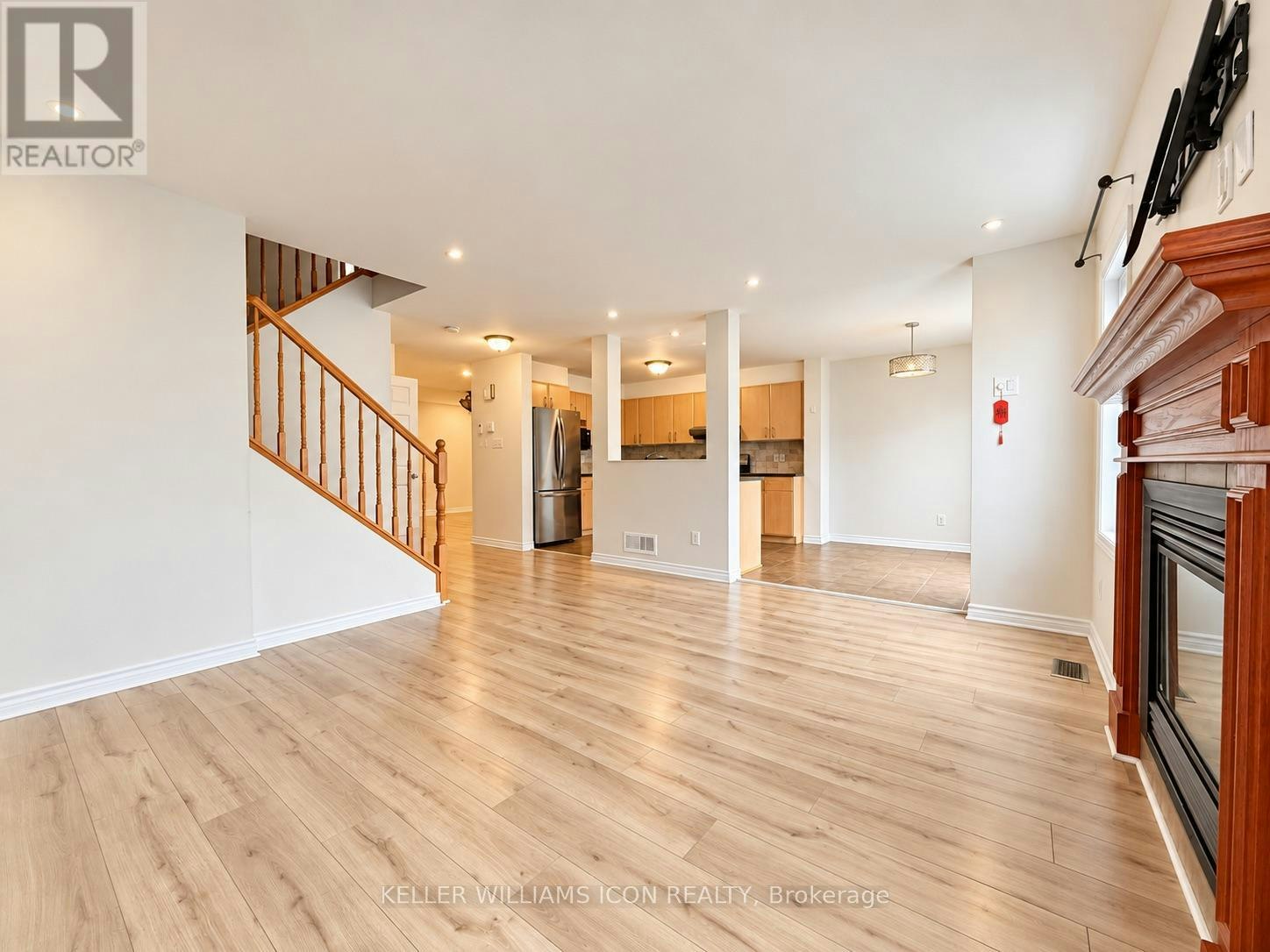 318 Ventanna Way, Ottawa, ON, K2J 0Y1 - 9