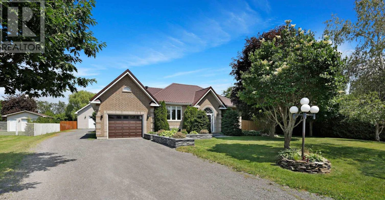 5857 Trudeau Avenue, Ottawa, ON, K0A 3H0 - 2