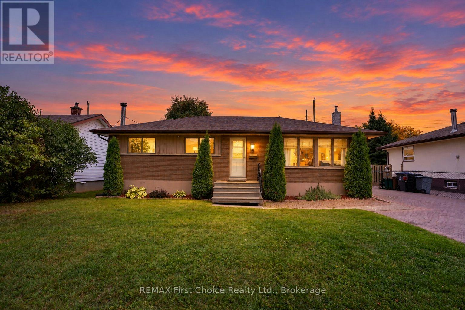 96 Stardust Crescent, Thunder Bay, ON, P7A 6G8