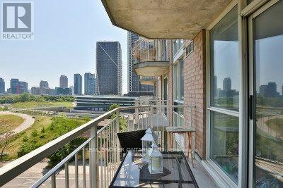 802-18 Stafford Street, Toronto, ON, M5V 3W4 - 17