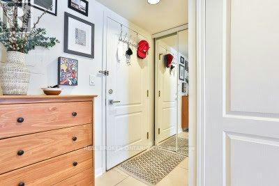 802-18 Stafford Street, Toronto, ON, M5V 3W4 - 5