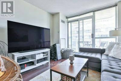 802-18 Stafford Street, Toronto, ON, M5V 3W4 - 15