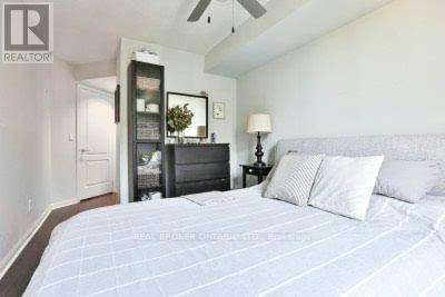 802-18 Stafford Street, Toronto, ON, M5V 3W4 - 21