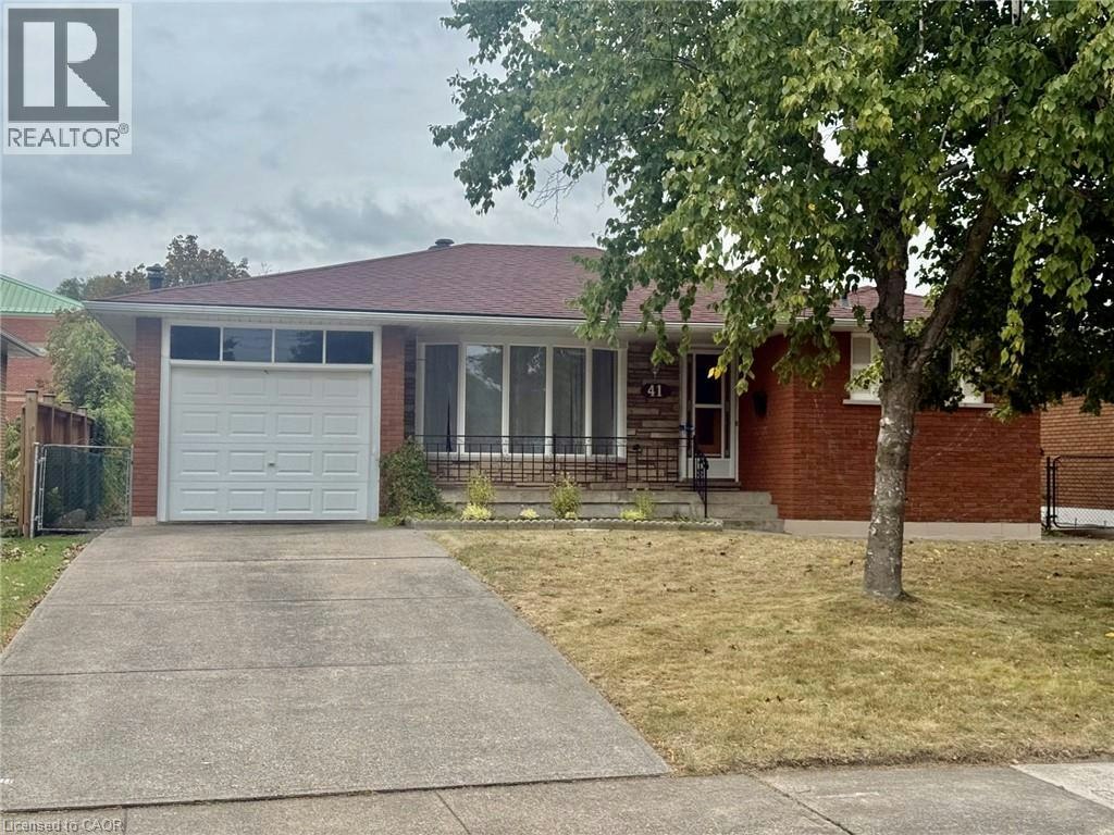 41 Orlanda Road, Hamilton, ON, L8G 2K3