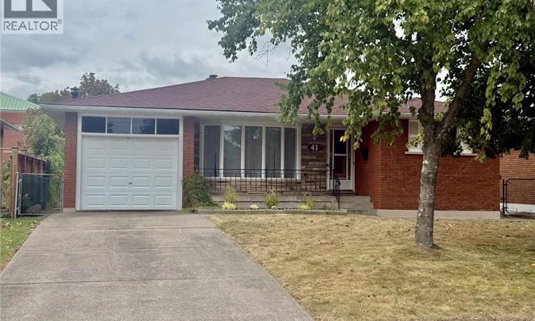 41 Orlanda Road