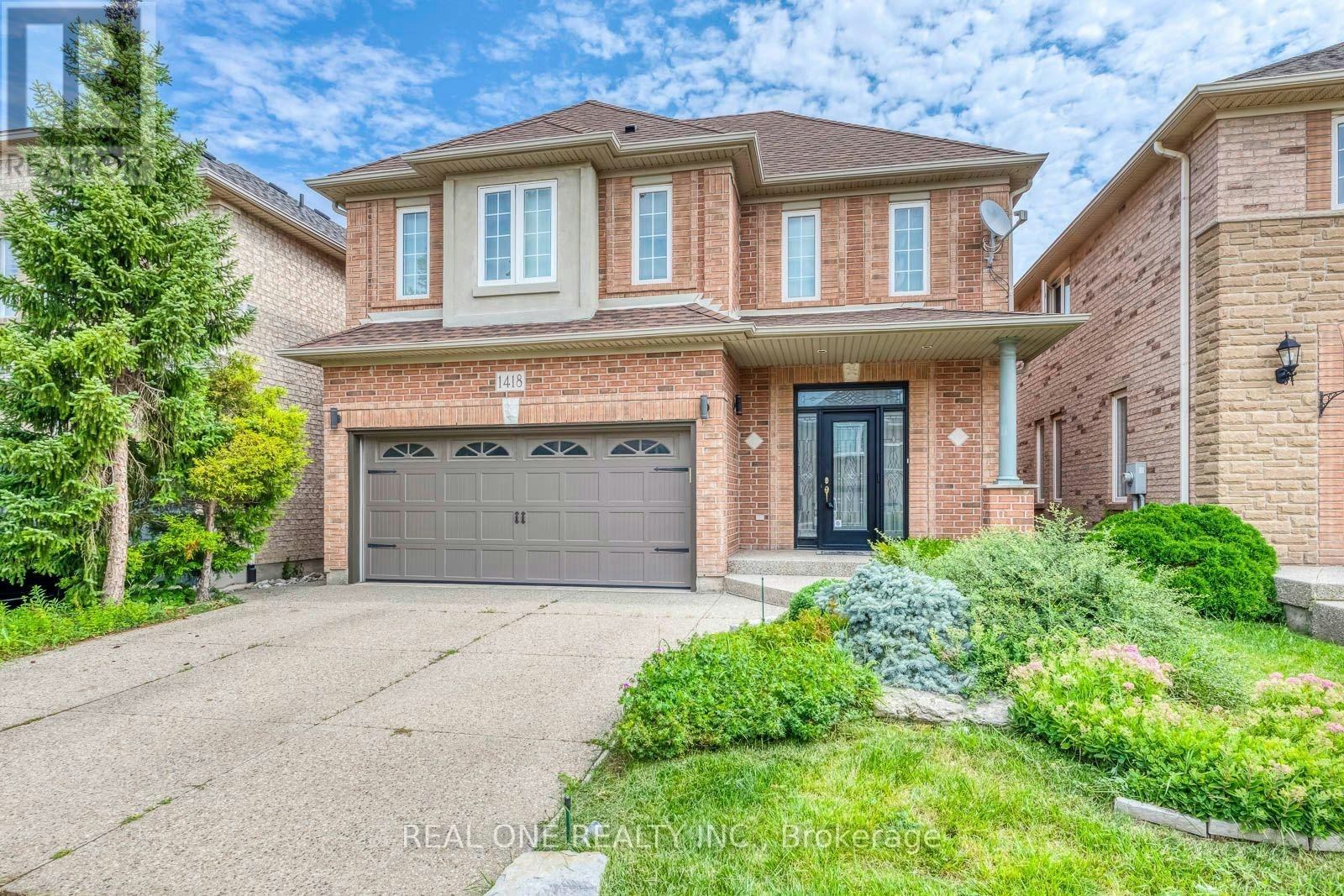 1418 Gulledge Trail, Oakville, ON, L6M 3Z9
