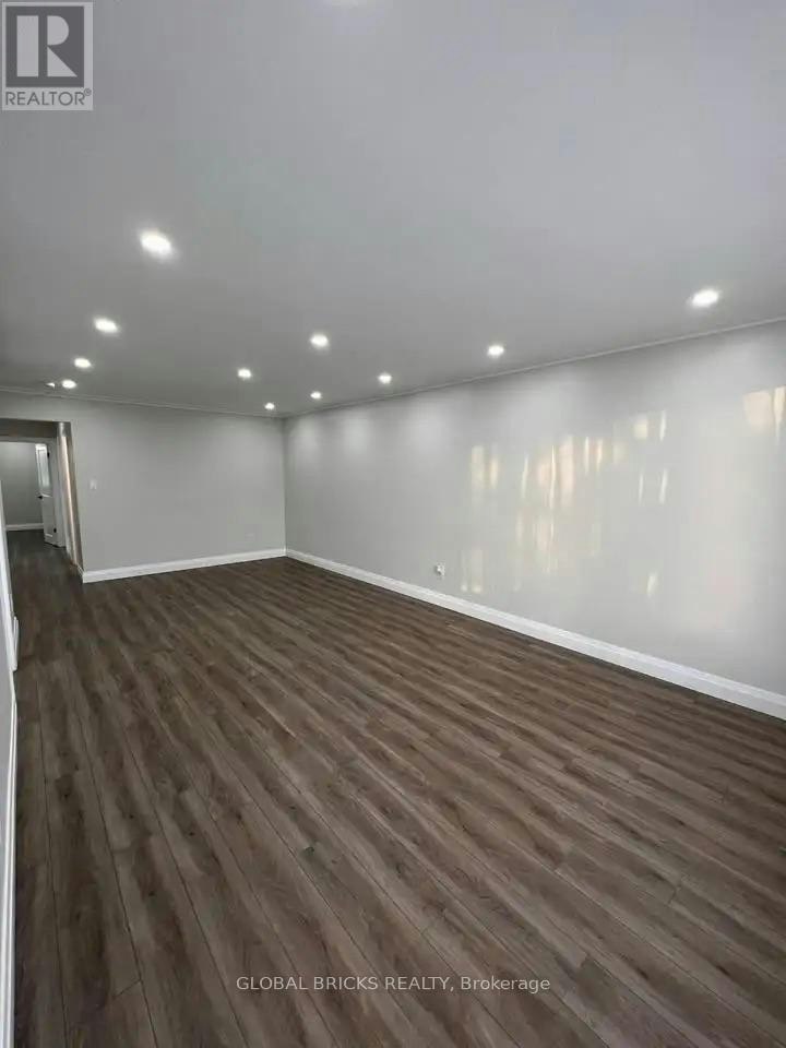UPPER-49 Argyle Crescent, Brampton, ON, L6T 1M9 - 3