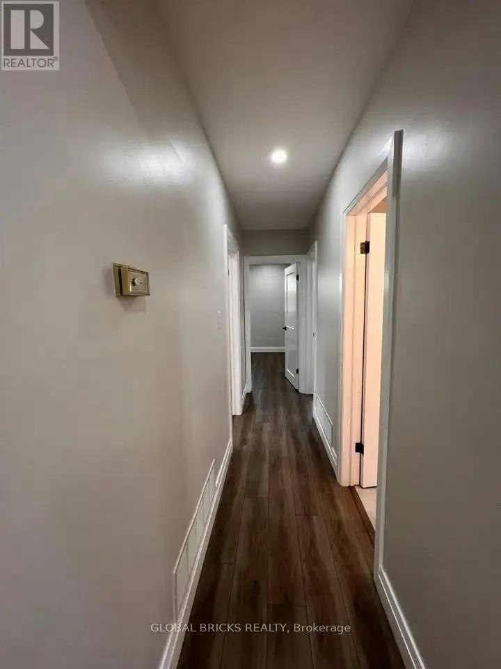 UPPER-49 Argyle Crescent, Brampton, ON, L6T 1M9 - 6