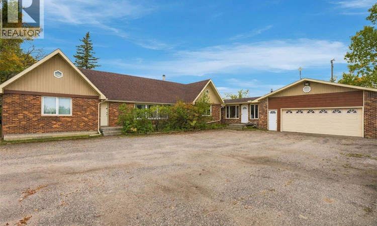 Rd No-17332 2190 159 Rm Sherwood Range SK