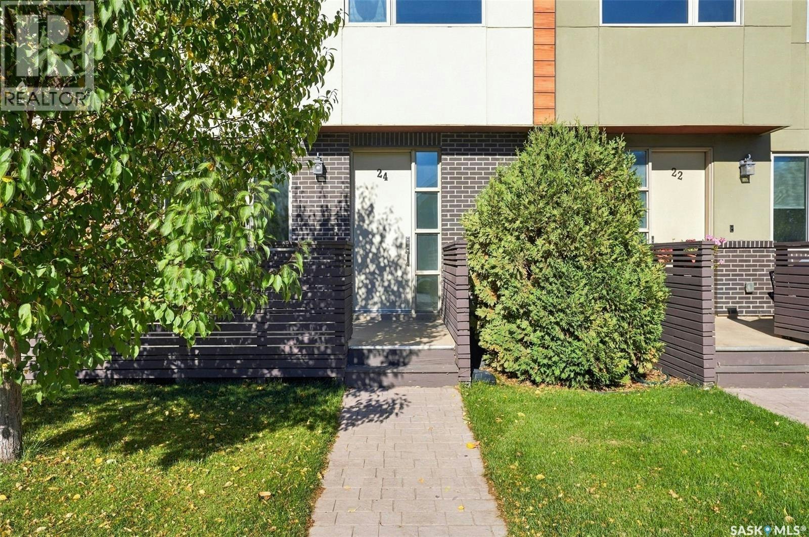 24-103 Willis Crescent, Saskatoon, SK, S7T 0X9