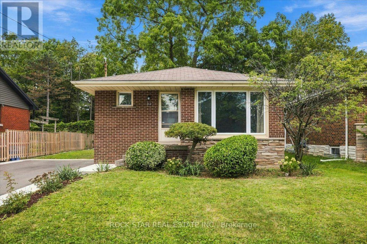 212 33rd Street WEST, Hamilton, ON, L9C 5J5