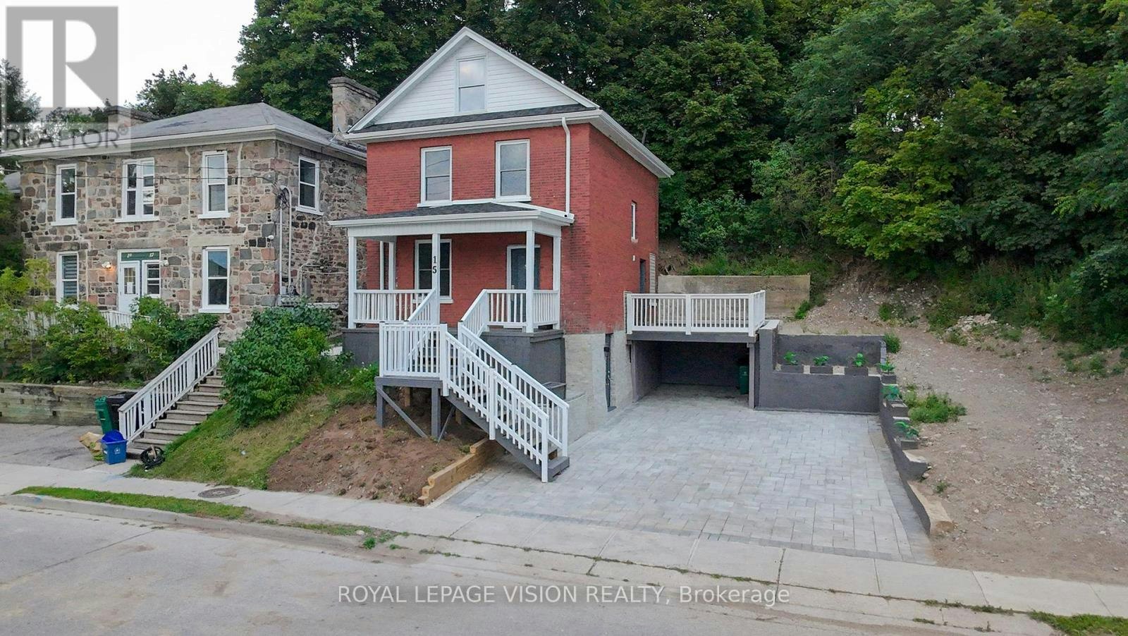 15 Shade Street, Cambridge, ON, N1R 4J6