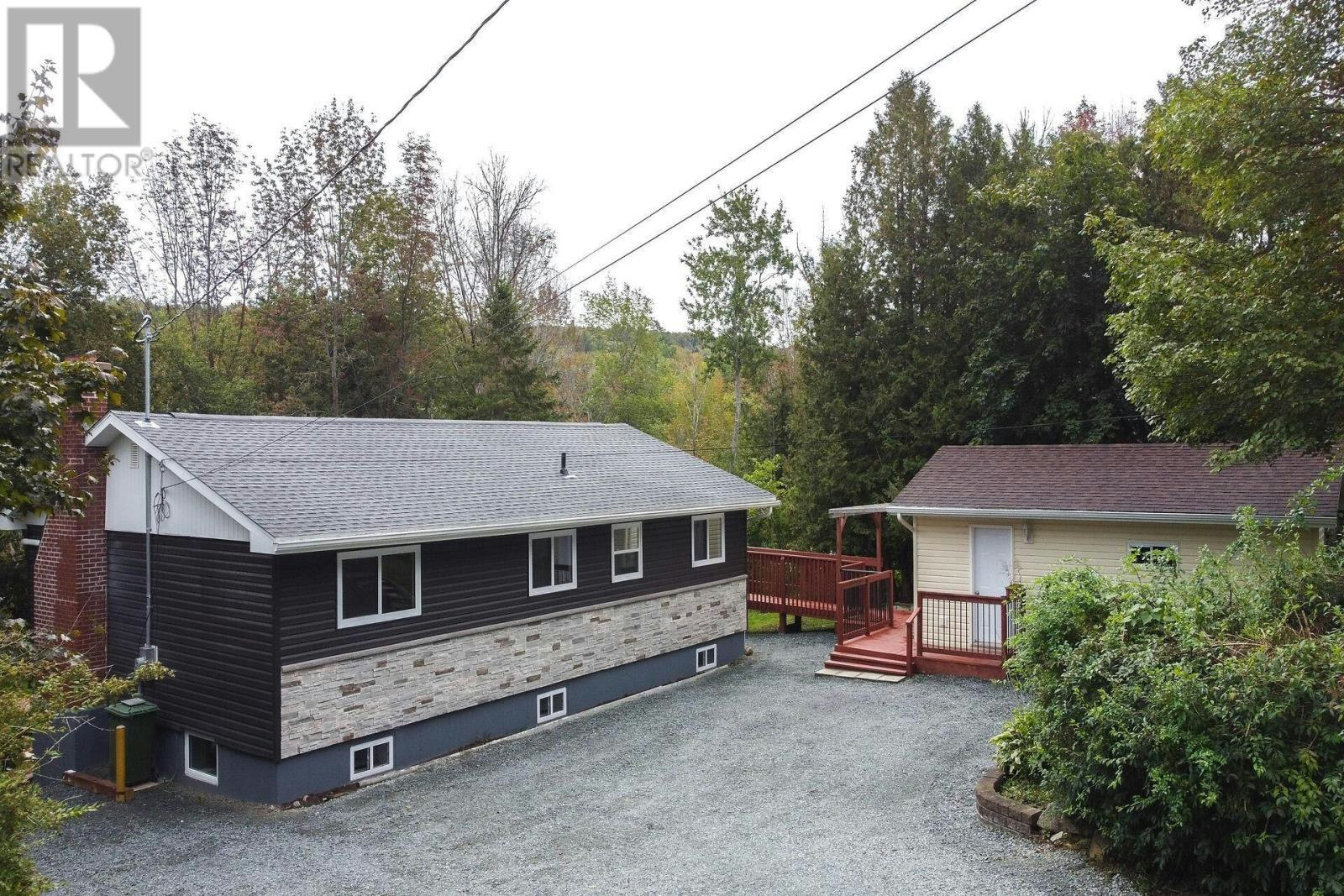 279 Lockview Road, Fall River, NS, B2T 1J1