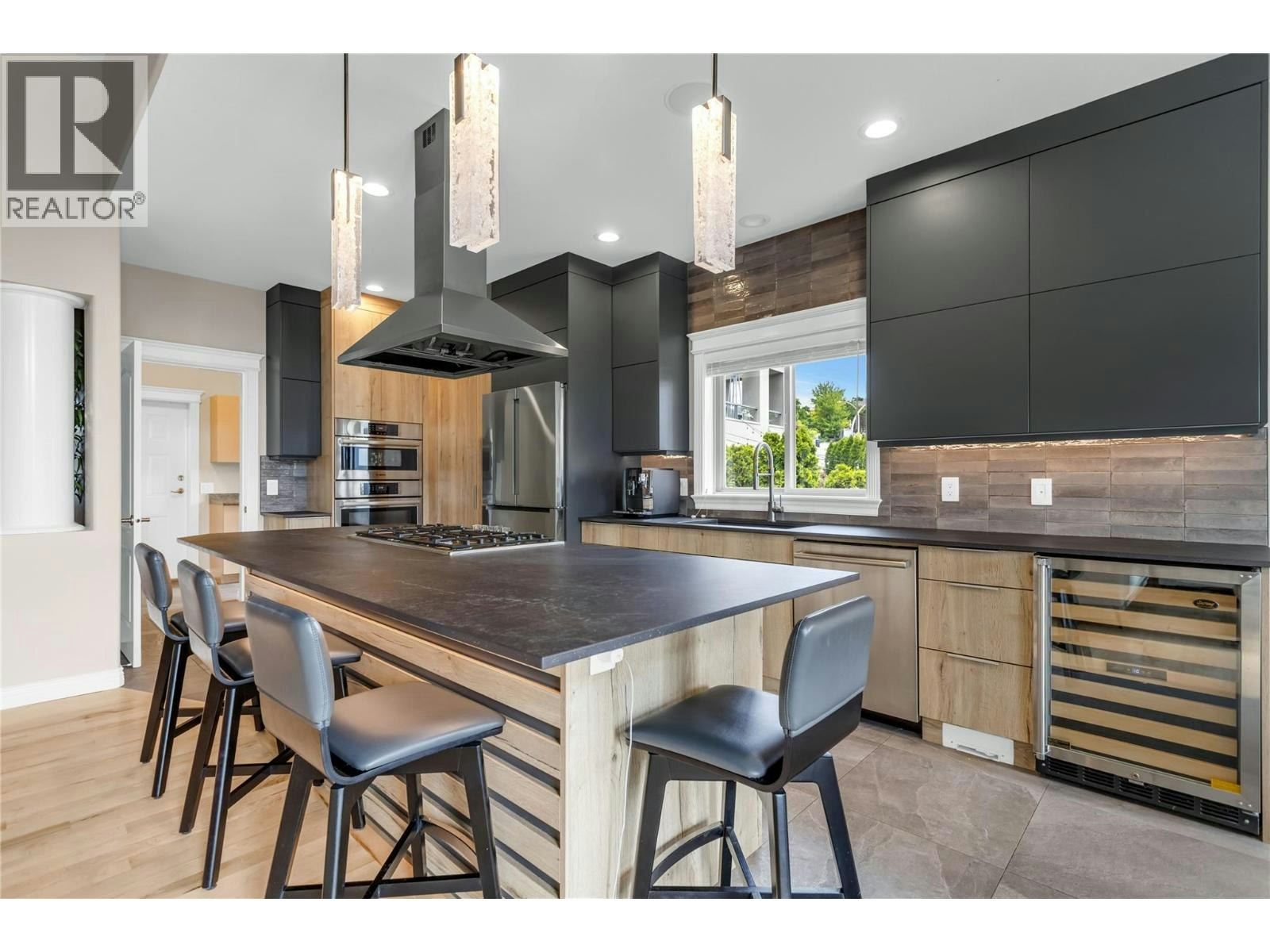 628 S Spruceview Place, Kelowna, BC, V1V 2P7 - 16