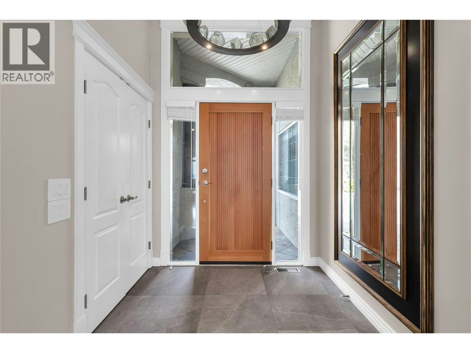 628 S Spruceview Place, Kelowna, BC, V1V 2P7 - 12