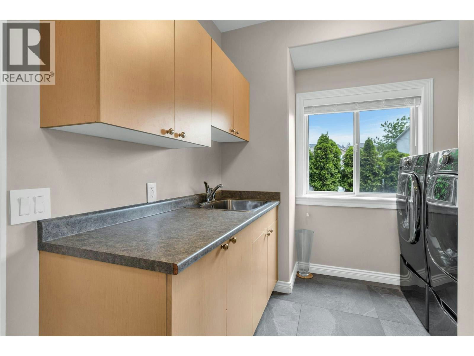 628 S Spruceview Place, Kelowna, BC, V1V 2P7 - 43