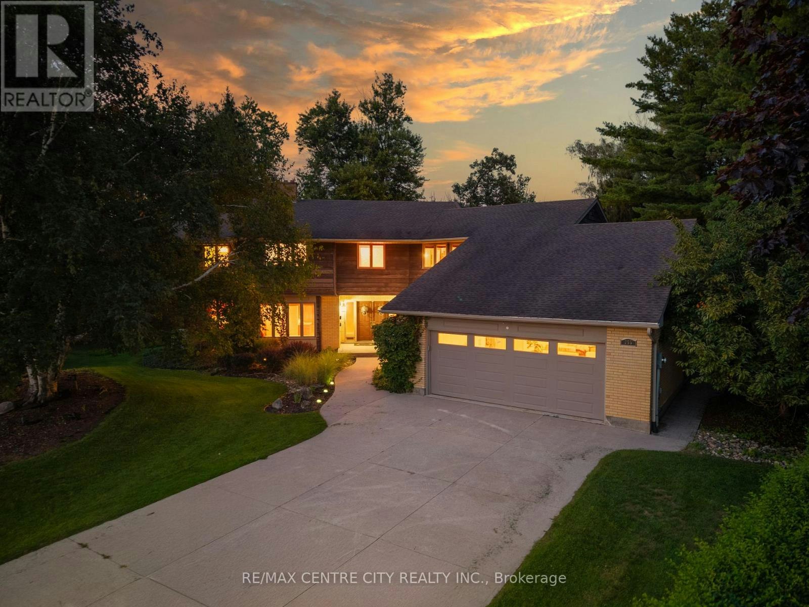 255 Mill Pond Crescent, Strathroy, ON, N7G 3P9