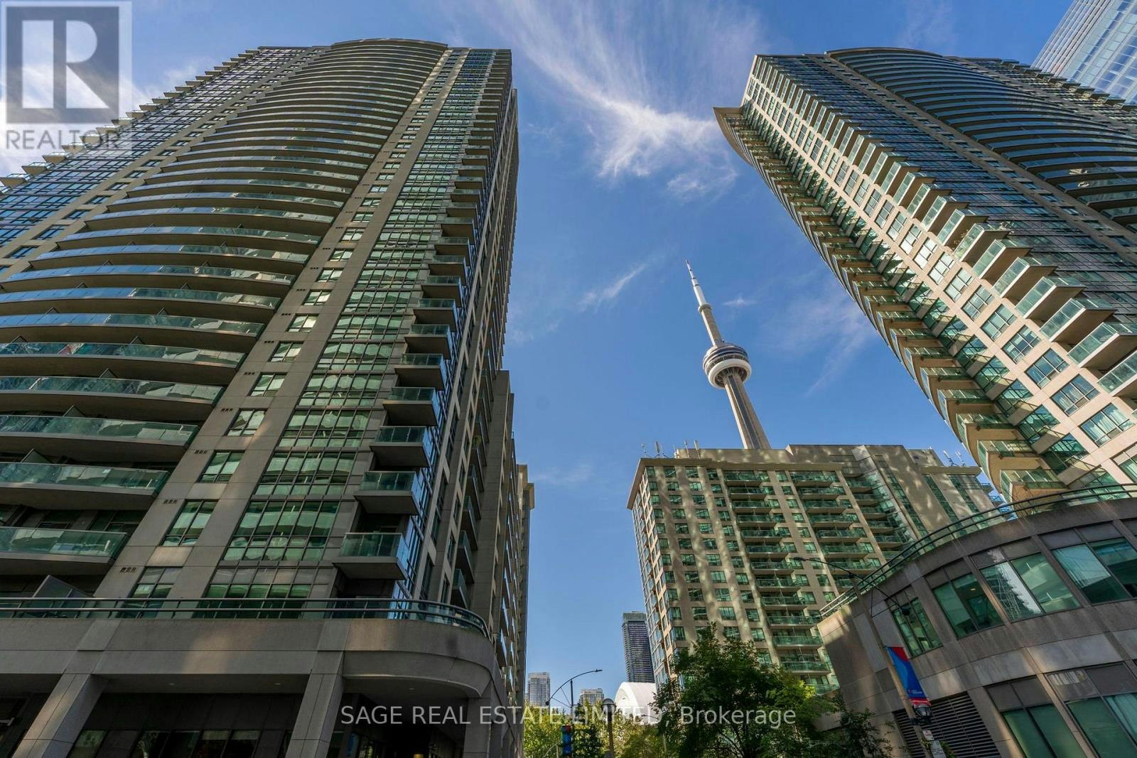 1605-19 Grand Trunk Crescent, Toronto, ON, M5J 3A3