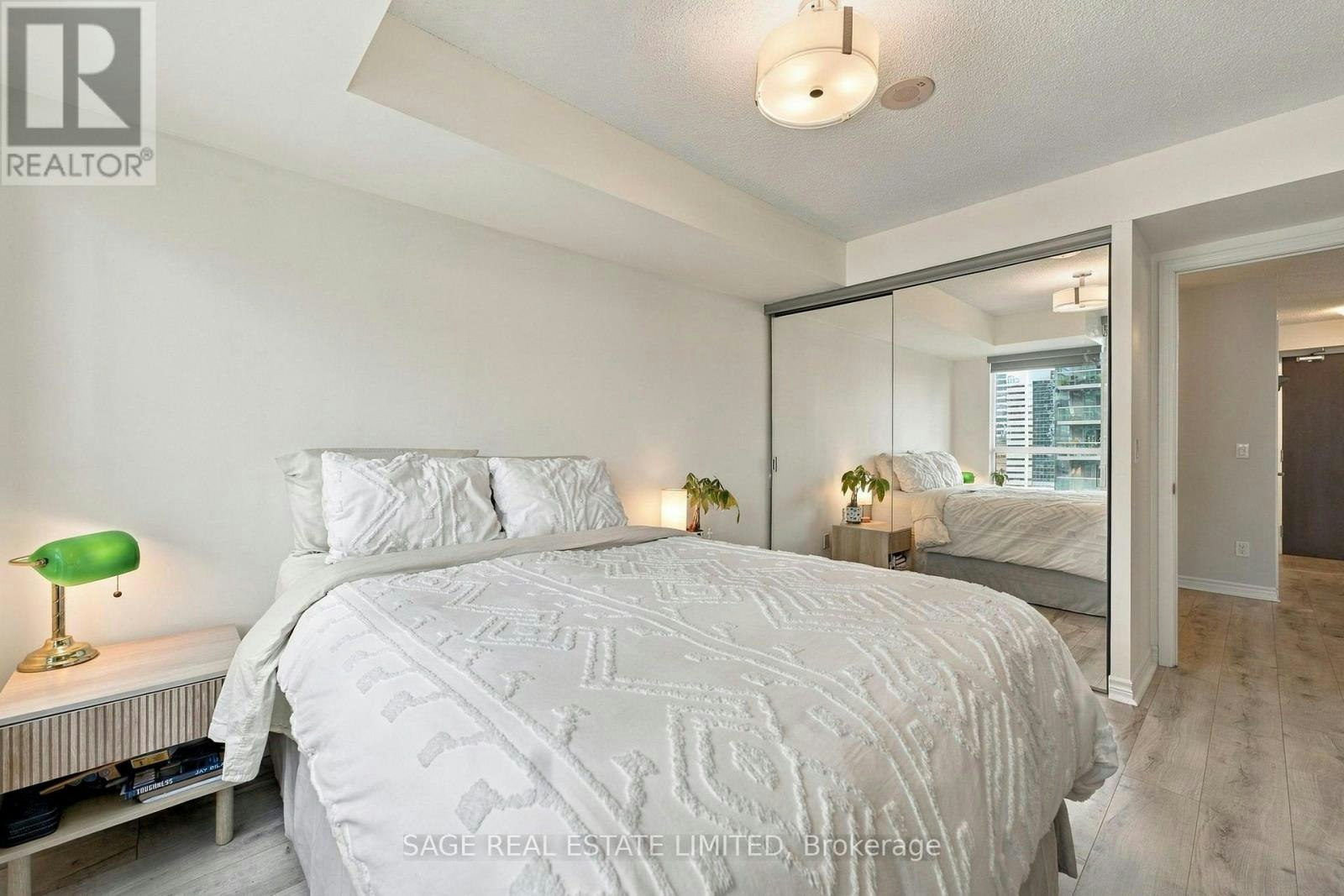 1605-19 Grand Trunk Crescent, Toronto, ON, M5J 3A3 - 22