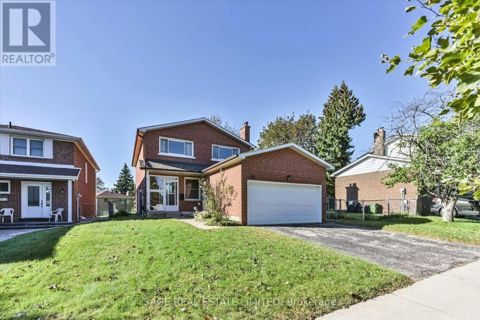 34 Craketts Avenue, Toronto, ON, M1S 3W6