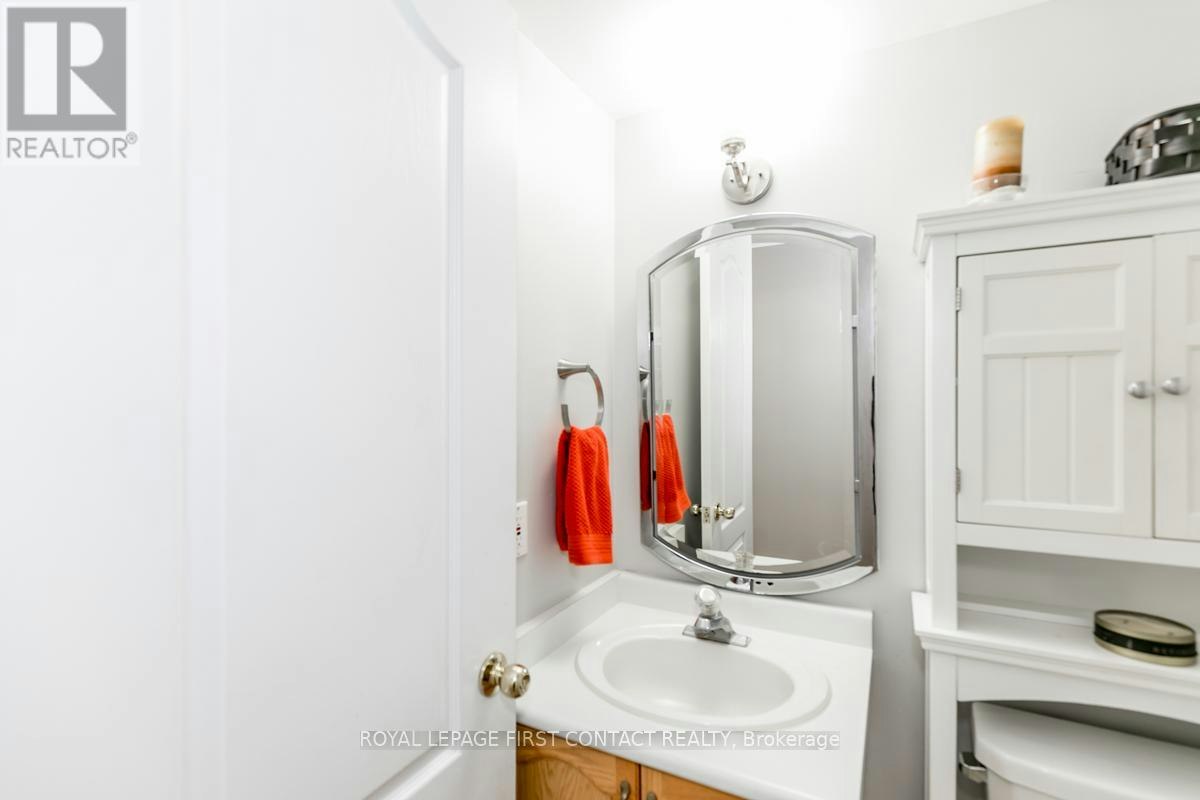 5 Kelly Place, Barrie, ON, L4N 8N2 - 5
