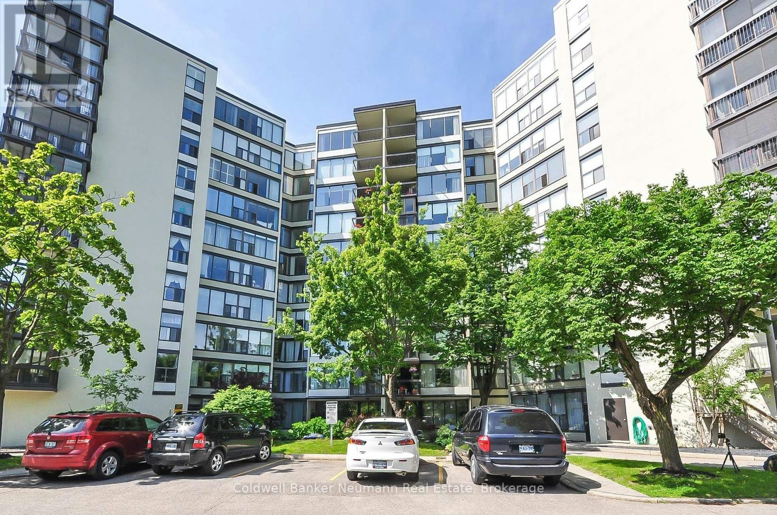 305-23 Woodlawn Road E, Guelph, ON, N1H 7G6