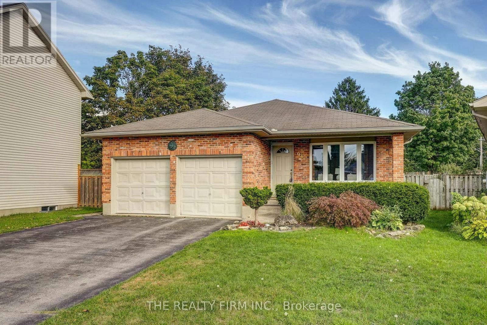 94 Christian's Court, London, ON, N5V 4P1