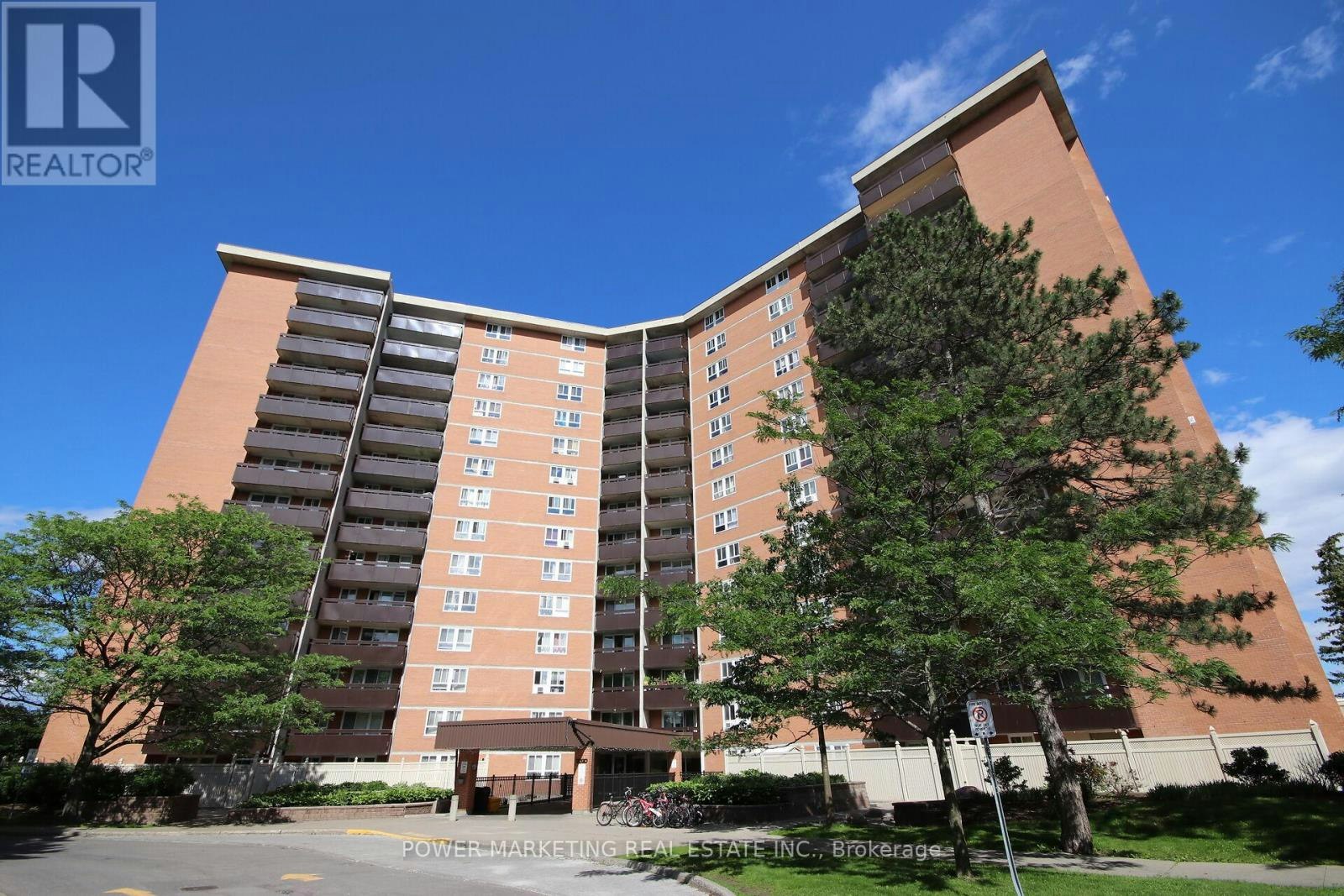 810-2020 Jasmine Crescent, Ottawa, ON, K1J 8K5