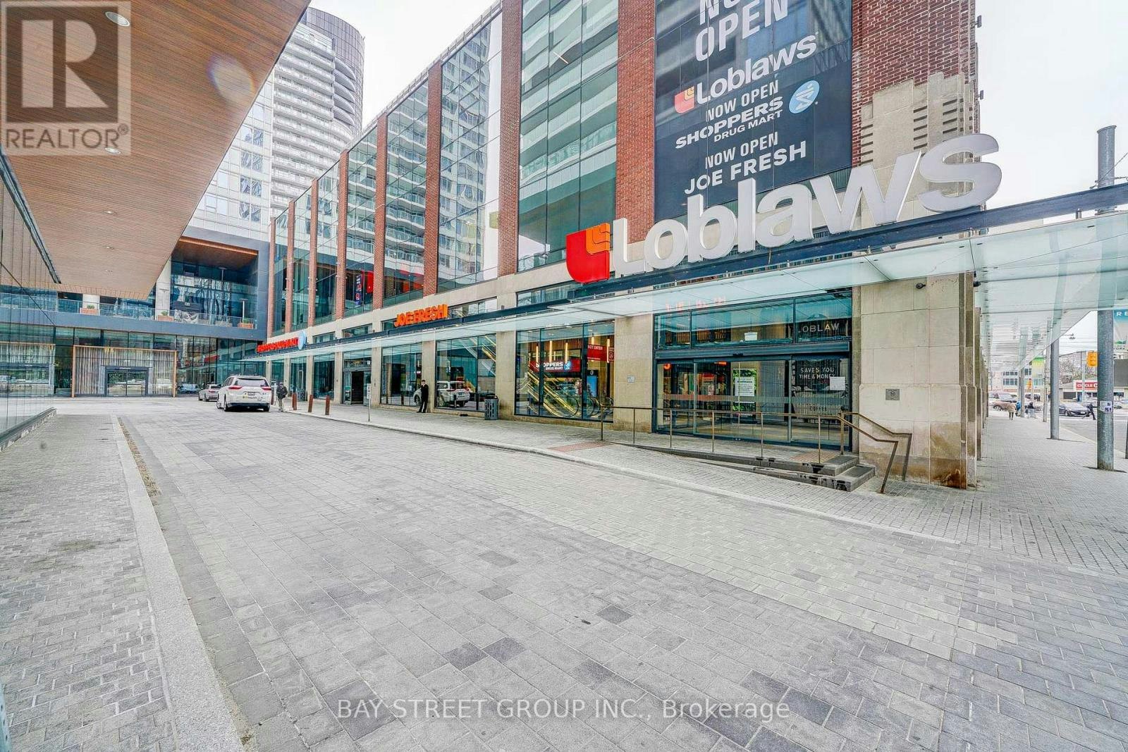 2612-17 Bathurst Street, Toronto, ON, M5V 0N1 - 3