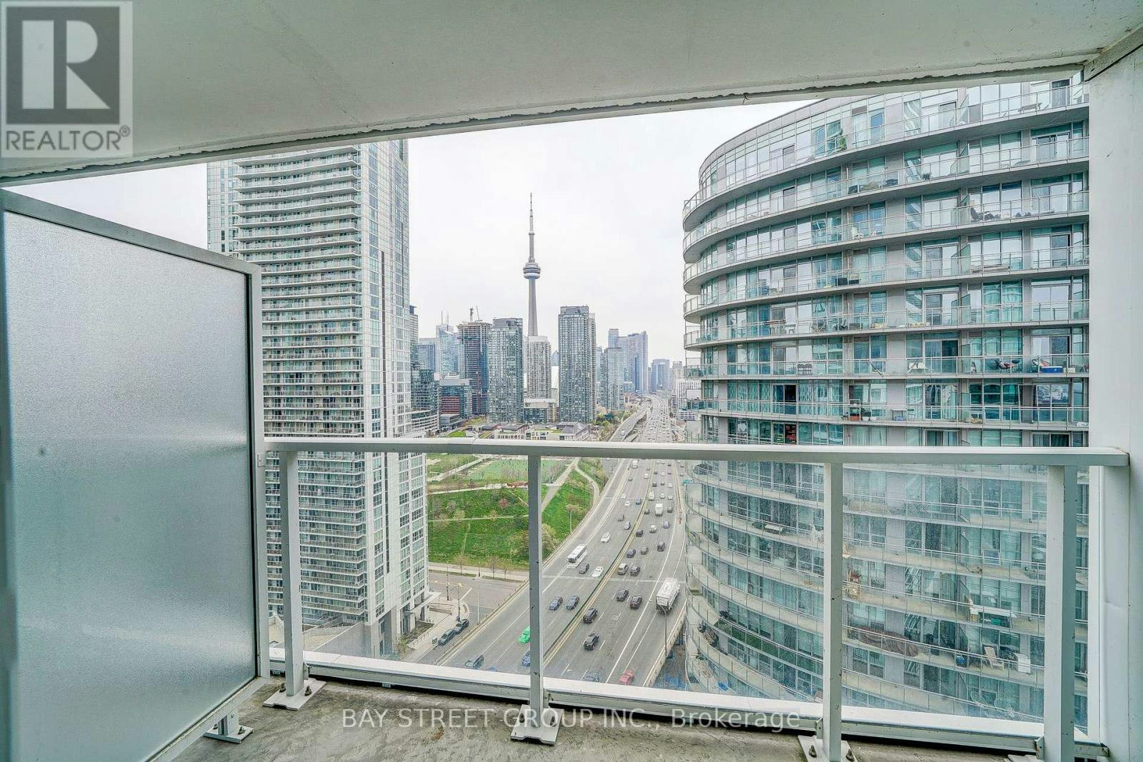 2612-17 Bathurst Street, Toronto, ON, M5V 0N1 - 30