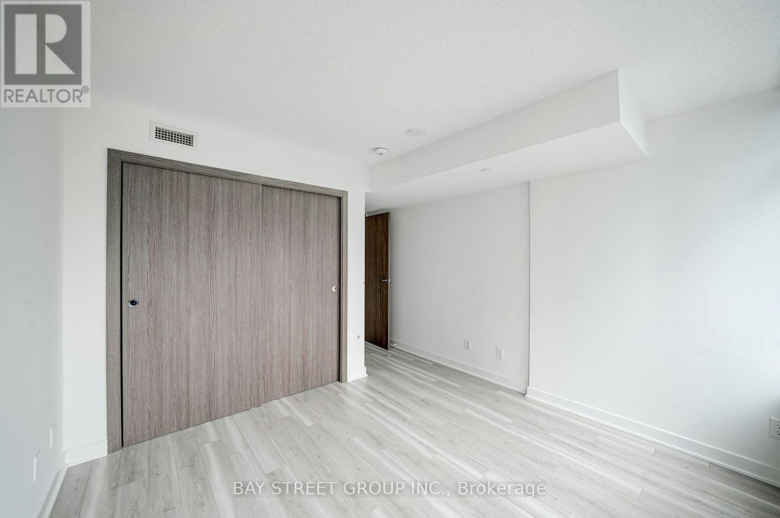 2612-17 Bathurst Street, Toronto, ON, M5V 0N1 - 29