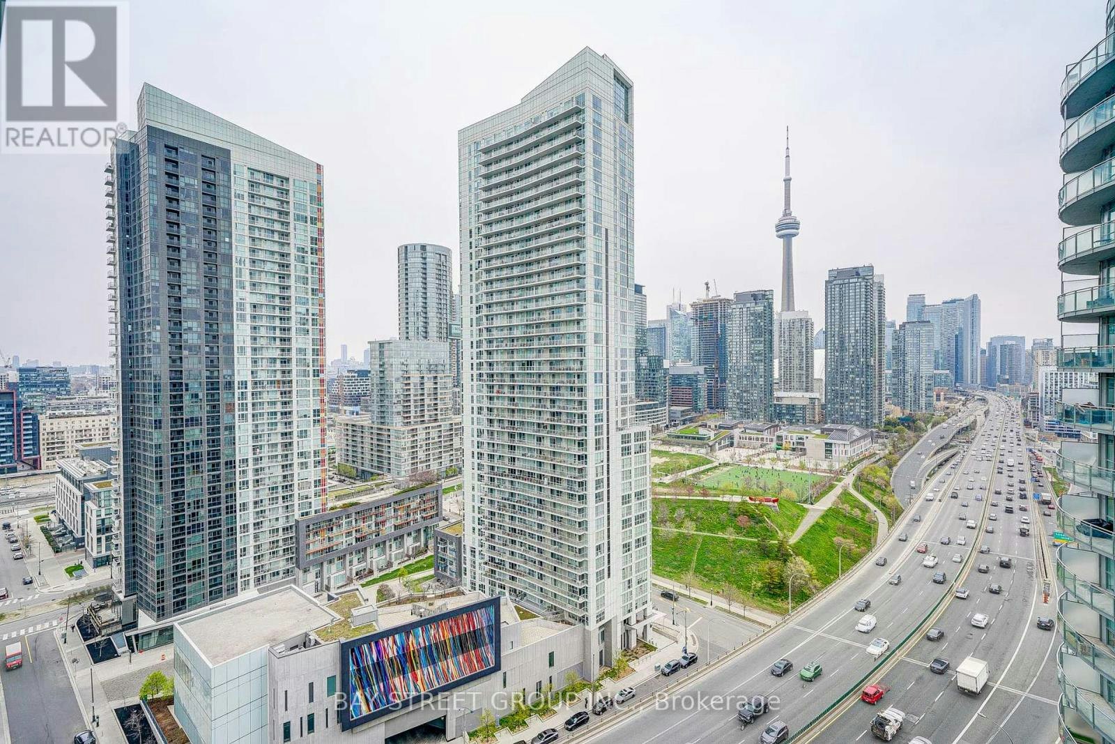 2612-17 Bathurst Street, Toronto, ON, M5V 0N1 - 33