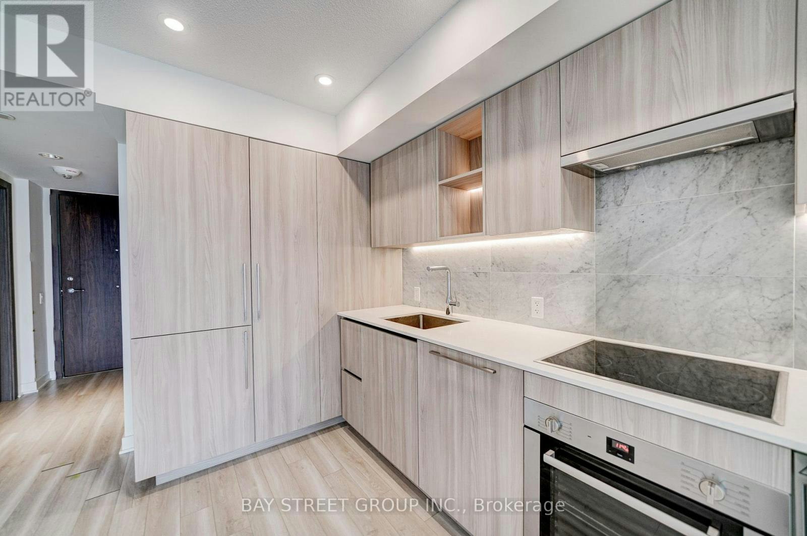 2612-17 Bathurst Street, Toronto, ON, M5V 0N1 - 15
