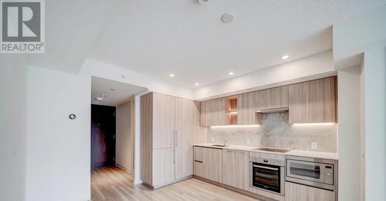 2612-17 Bathurst Street, Toronto, ON, M5V 0N1 - 12