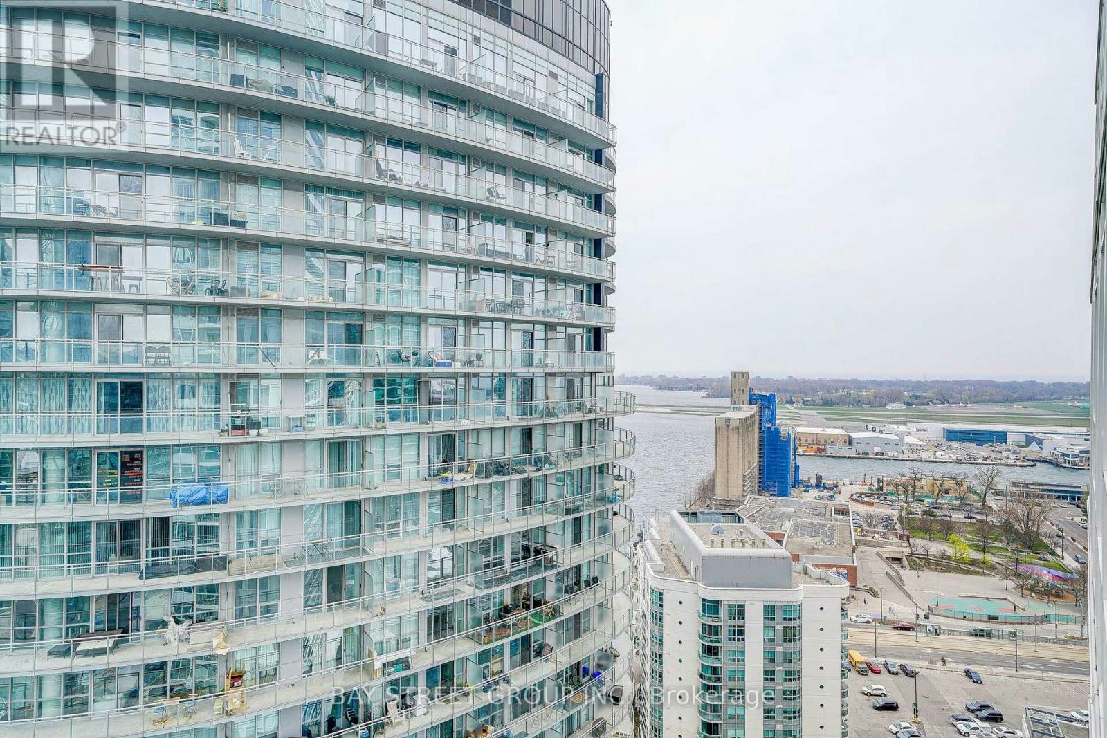 2612-17 Bathurst Street, Toronto, ON, M5V 0N1 - 34