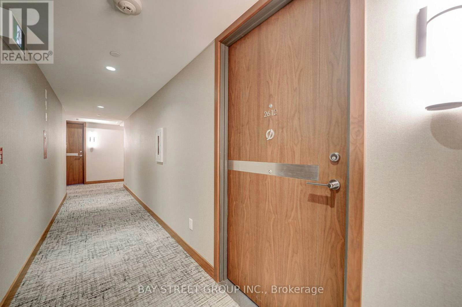 2612-17 Bathurst Street, Toronto, ON, M5V 0N1 - 4