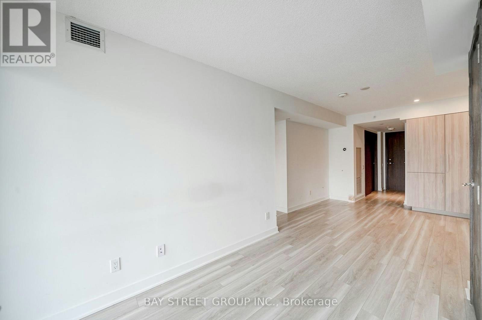 2612-17 Bathurst Street, Toronto, ON, M5V 0N1 - 24