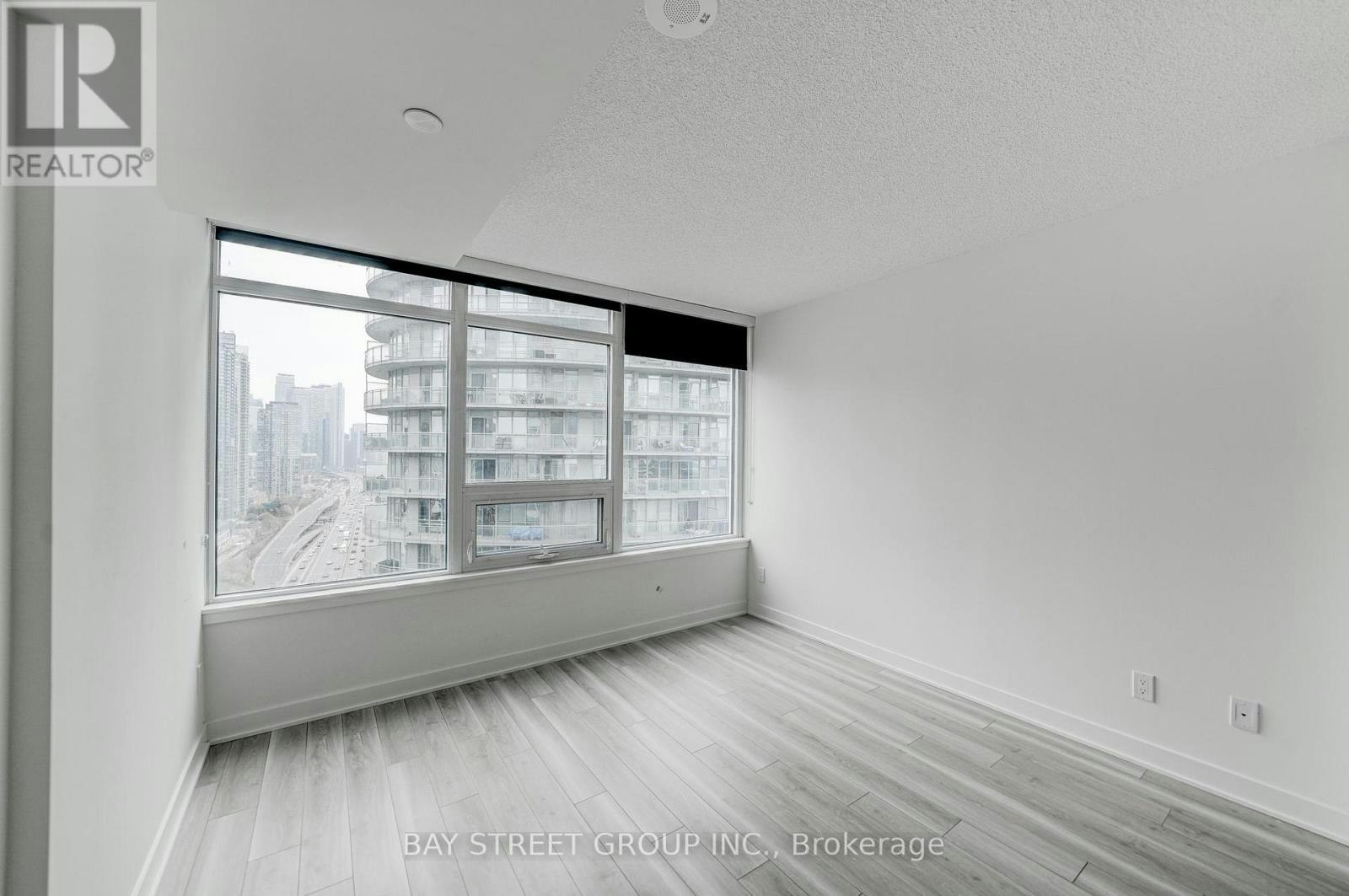 2612-17 Bathurst Street, Toronto, ON, M5V 0N1 - 26