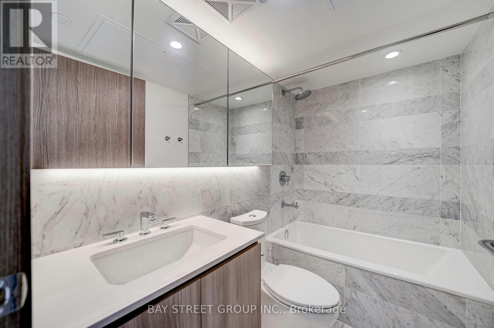 2612-17 Bathurst Street, Toronto, ON, M5V 0N1 - 25